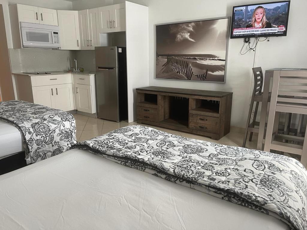 Beachfront Studios Casablanca Rentals Miami Beach Exterior foto